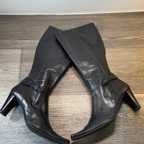 Nannini Black Italian leather Heeled Boots woman’s size 39 (j75) - Picture 2 of 14